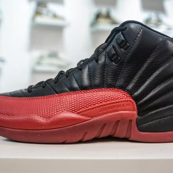 Air Jordan 12 RETEO AJ12 ‘’Flu Game‘’ - Picture 2 of 7